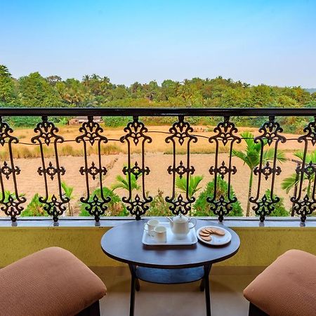 Saffronstays Ocean Breeze, Guhagar Ngoại thất bức ảnh