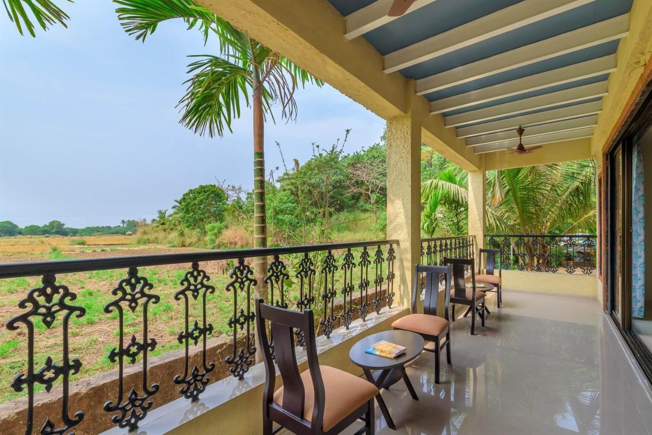 Saffronstays Ocean Breeze, Guhagar Ngoại thất bức ảnh
